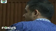 Majelis hakim mencecar Nazarudin karena disebut orang yang membagikan uang proyek KTP elektronik bernilai trilliunan rupiah kepada sejumlah anggota DPR.