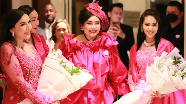 Princess Bahrain diberi kit Celltech