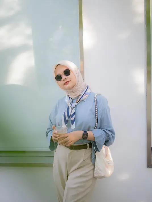 Zhadela berpacaran selama beberapa tahun dengan Asnawi. Kini ia terlihat masih sendiri. [Instagram.com/zhadela]