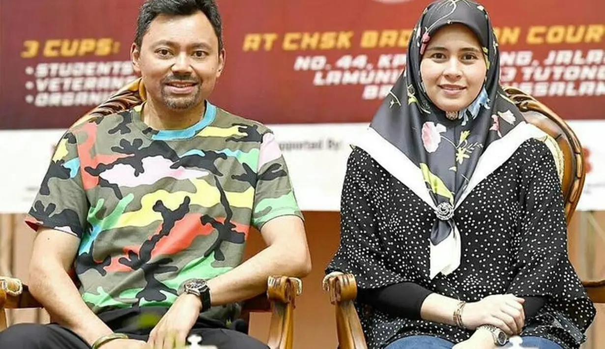 Perempuan yang menyukai olahraga basket ini juga pernah ikut ekspedisi International Four-Wheel Drive bersama kedua orangtuanya. (Instagram.com/bruneiroyalfamily)