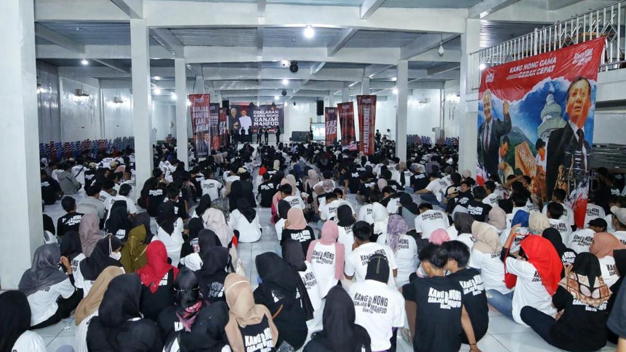 Ribuan milenial dan gen z yang tergabung dalam sukarelawan Kang Nong Ganjar Mahfud (GAMA) Banten mendeklarasikan dukungan kepada pasangan Ganjar Pranowo-Mahfud MD di Pilpres 2024 (Istimewa)
