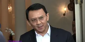 Penggusuran Kalijodo masih menjadi perbincangan karena adanya penolakan dari warga sekitar. Bahkan, pengacara Kalijodo pun berharap Ahok juga segera menghapus bisnis prostitusi yang ada di Alexis. Seperti apa tanggapan Ahok?