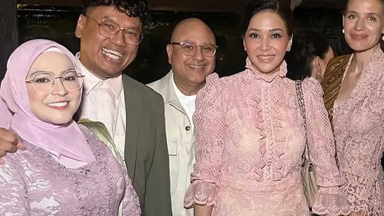 11 Gaya Serasi Selebriti Bersama Pasangan saat Hadir di Pernikahan Luna Maya dan Maxime Bouttier, Maia Estianty hingga Ranty Maria