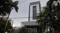 Bangunan Perpustakaan Nasional RI yang terletak di Jalan Merdeka Selatan Jakarta, Senin (6/11). Bangunan ini memiliki tinggi 126,63 meter, yang terdiri dari total 27 lantai dan tertinggi di dunia untuk perpustakaan. (Liputan6.com/Faizal Fanani)