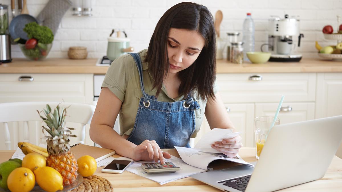 10 Cara Frugal Living Tanpa Menyiksa Diri, Tetap Hemat dan Nyaman Jalani Hidup