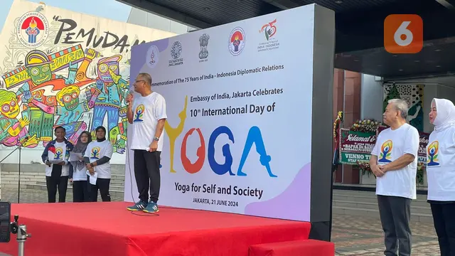 Rayakan Hari Yoga Internasional Bersama Kedubes India
