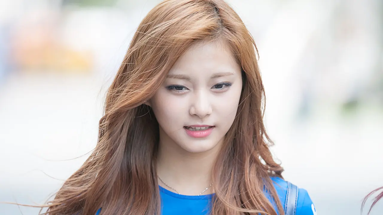 Kontroversi Membesar, Tzuyu Twice Dapat Dukungan Netizen