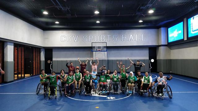 Timnas basket putri kursi roda Indonesia ini akan berlaga di turnamen basket putri kursi roda di Thailand