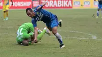 Atep, Persib Bandung. (Bola.com/Nicklas Hanoatubun)