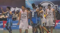 Indonesia Patriots saat dikalahkan IBL All-Star (Vincentius Atmaja/Bola.com)