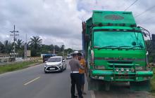 Sopir Truk Nakal Nekat Bawa Kayu Akasia 14 Ton saat Lebaran, Akhirnya Ditindak Polisi