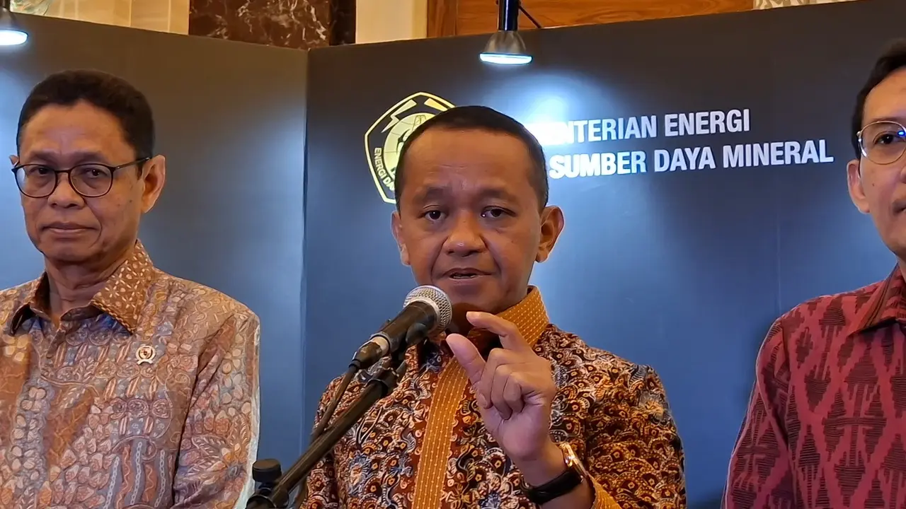 Menteri Energi dan Sumber Daya Mineral (ESDM) Bahlil Lahadalia usai acara Anugerah Subroto