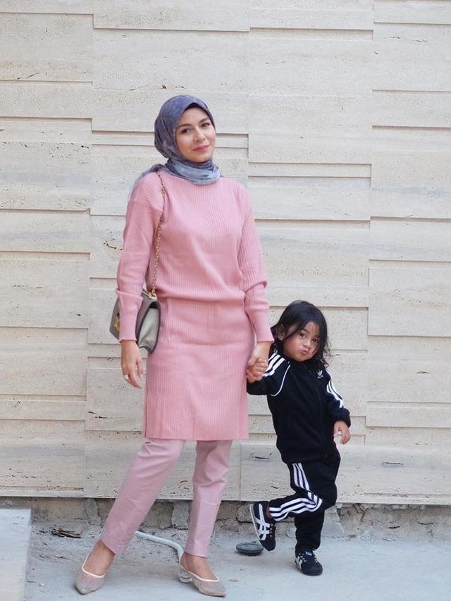 Momen Manis Meisya Siregar dan Bambang Arr Reybach (sumber: instagram/meisya__siregar)