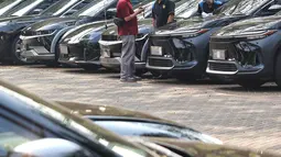 Sebanyak 510 mobil listrik akan digunakan oleh delegasi dan panitia dalam pelaksanaan KTT ASEAN di Jakarta pada awal September 2023. (Liputan6.com/Angga Yuniar)