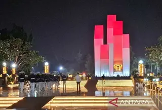 Presiden Prabowo Subianto dijadwalkan memimpin Ziarah Nasional dan Renungan Suci di Taman Makam Pahlawan Nasional Utama (TMPNU) Kalibata, Jakarta, Minggu (16/8/2026) malam, sebagai bagian dari rangkaian peringatan HUT ke-81 Kemerdekaan Republik Indonesia. (Foto: Antara)