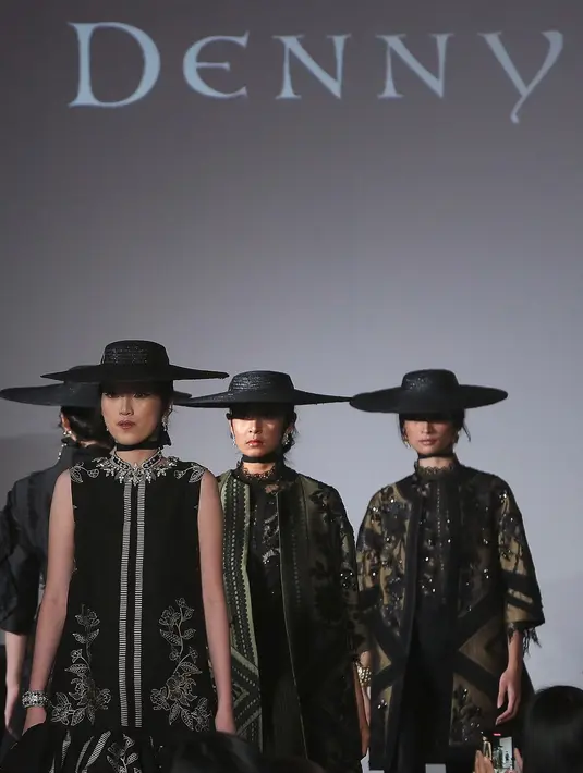 Persembahan Baru Denny Wirawan (Bambang E Ros/Fimela.com)