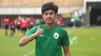 Gelandang anyar PSS Sleman, Luthfi Kamal di Stadion Maguwoharjo, Sabtu (22/2/2020). (Bola.com/Vincentius Atmaja)