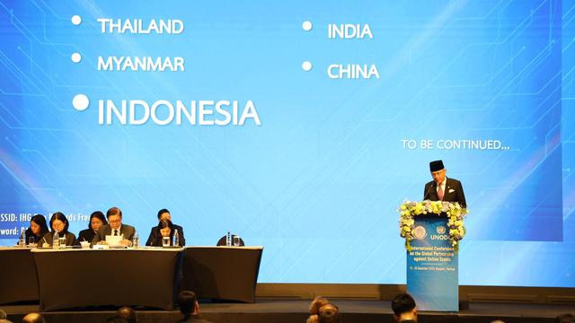 Wamenlu RI Tegaskan Penipuan Online sebagai Krisis Keamanan Manusia Global