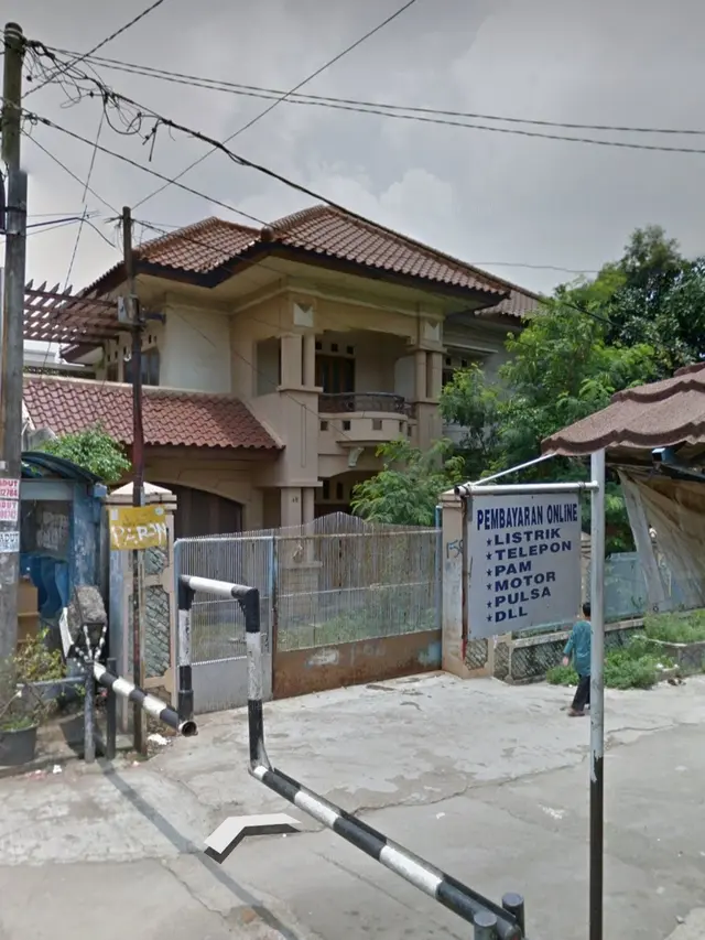 Rumah Mewah Ibu Eny