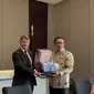 Duta Besar Inggris Owen Jenkins dan Gubernur Jawa Barat Ridwan Kamil, Selasa 18 Oktober 2022. Dok: Kedubes Inggris Jakarta