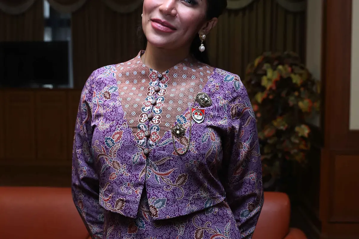 [Bintang] Cinta Penelope