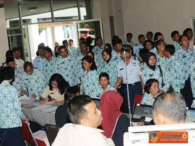 Citizen6, Jakarta: Kantong darah yang sudah terkumpul disumbangkan kepada Palang Merah Indonesia (PMI) Jakarta, selanjutnya akan disalurkan kepada orang yang membutuhkan. (Pengirim: Badarudin Bakri).