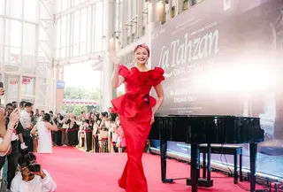Penampilan Marshanda sukses menjadi pusat perhatian di premiere film terbarunya, La Tahzan [@marshanda99]