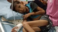 Ahmad Aldi, bocah penderita sakit paru dan tipes telah dibawa ke Rumah Sakit Pirngadi untuk mendapatkan perawatan intensif.