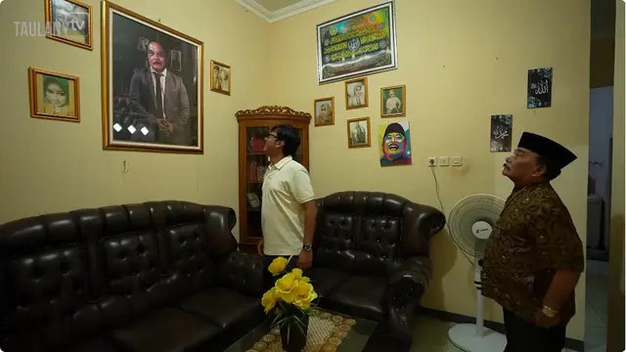 5 Potret Ruang Tamu Rumah Haji Bolot, Sederhana Tapi Bergaya Klasik