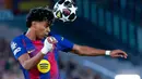 Yamal memecahkan rekor sebelumnya milik Kylian Mbappe, yang mencapainya pada usia 18 tahun 350 hari pada 2017. (AP Photo/Joan Monfort)