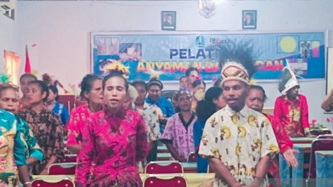 Tahukah Anda? Disdikbud Biak Prioritaskan Keterampilan Ukir Biak untuk Milenial OAP, Lestarikan Budaya Lokal