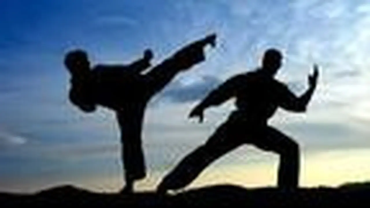 Ilutrasi atlet pencak silat tengah melakukan latihan. (Liputan6.com)