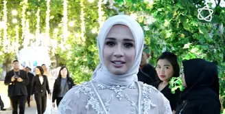 Laudya Chintya Bella mengungkapkan kebahagiaannya menikah dengan Engku Emran.