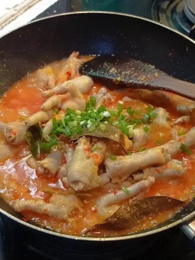 Ceker Ayam Mercon Pedas