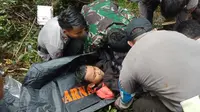 Anak 12 tahun selamat dari kecelakaan pesawat Dimonim di Pegunungan Bintang, Papua. (dok Humas Polda Papua)