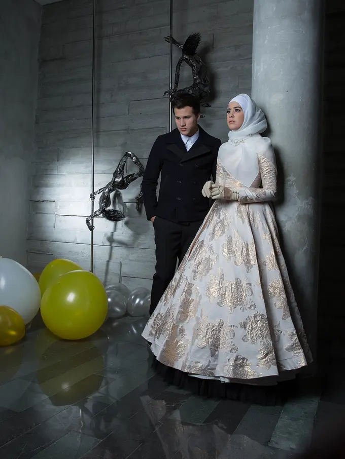 [Bintang] Risty Tagor dan Stuart Collin