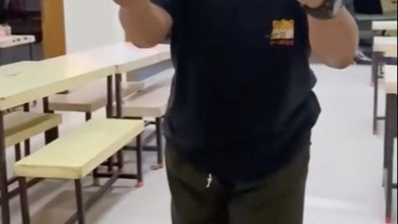 Pedagang Sepi Disurati Pajak<br>