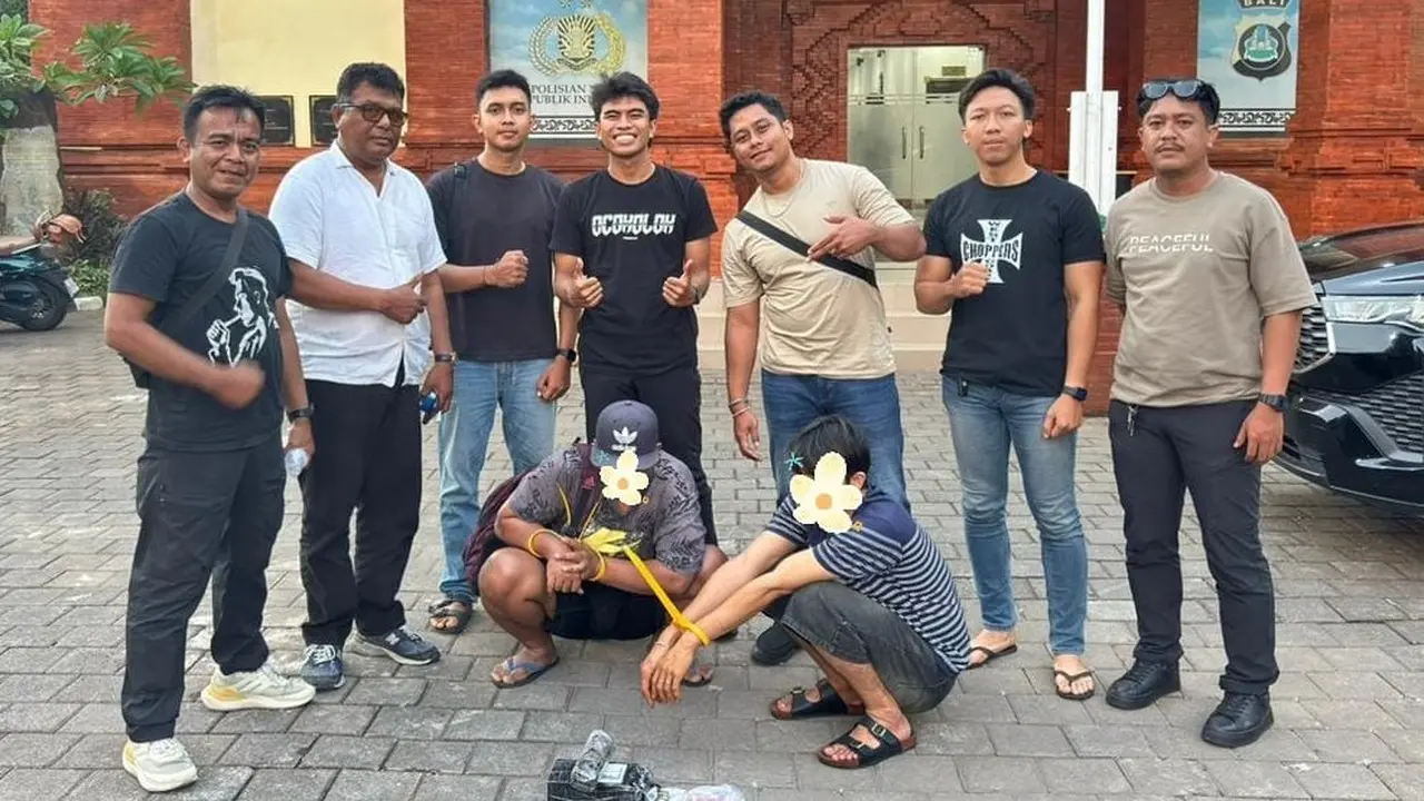 Satuan Reserse Narkoba Polres Kawasan Bandara Ngurah Rai menangkap dua pria asal Gianyar diduga melakukan penyudupan narkotika jenis ganjar dengan berat 152 gram yang dikirim melalui jasa ekspedisi.