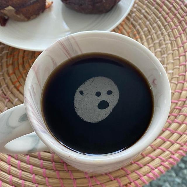 6 Potret Makanan dan Minuman Gambarkan Sesuatu Ini Unik, Muncul Ragam Imajinasi