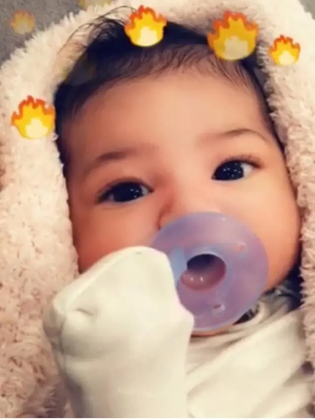 [Bintang] Stormi Webster