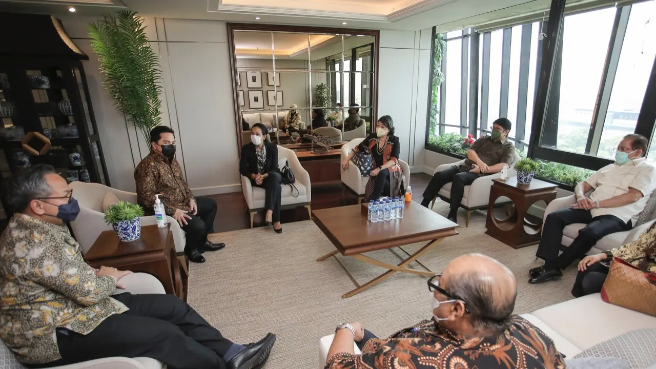 Erick Thohir reuni bersama para mantan Menteri BUMN di kantornya, Selasa (2/3/2021)