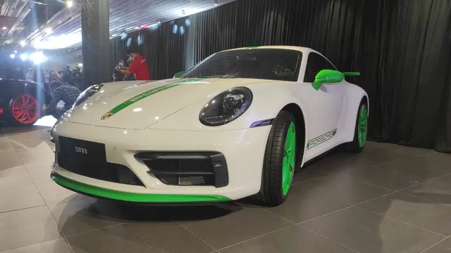Porsche Rilis 911 Chili Khusus Indonesia yang Terinspirasi Cabai (Arief A/Liputan6.com)