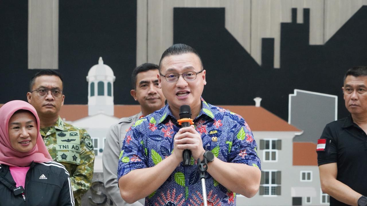 Jakbar Dijuluki 'Gotham City', Anggota DPRD DKI Kenneth: Saya akan Jadi Batman