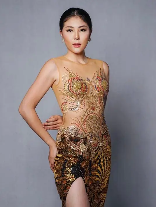 Ia mengungkapkan banyak terima kasih atas nominasi yang didapatkan. “Mahkota saya untuk Indonesia” ujarnya. (Instagram/putriparawisataindonesia)