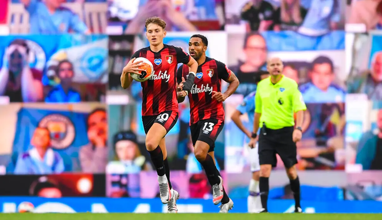 Pemain Bournemouth David Brooks (kiri) membawa bola usai mencetak gol ke gawang Manchester City pada pertandingan lanjutan Liga Inggris di Stadion Ethiopia di Manchester, Inggris (15/7/2020). Manchester City menang tipis 2-1 atas Bournemouth. (Laurence Griffiths / Pool via AP)