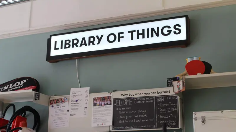 Perpustakaan di London menyediakan apapun yang Anda butuhkan. (dok. Facebook Library of Things/https://m.facebook.com/libraryofgreatthings/photos/a.774098569317947/2366889833372138/?type=3&source=54/Adhita Diansyavira)