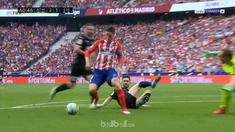 Fernando Torres mengakhiri karir di klub idolanya Atletico Madrid dengan sepasang gol dalam laga imbang 2-2 di kandang sendiri mel...