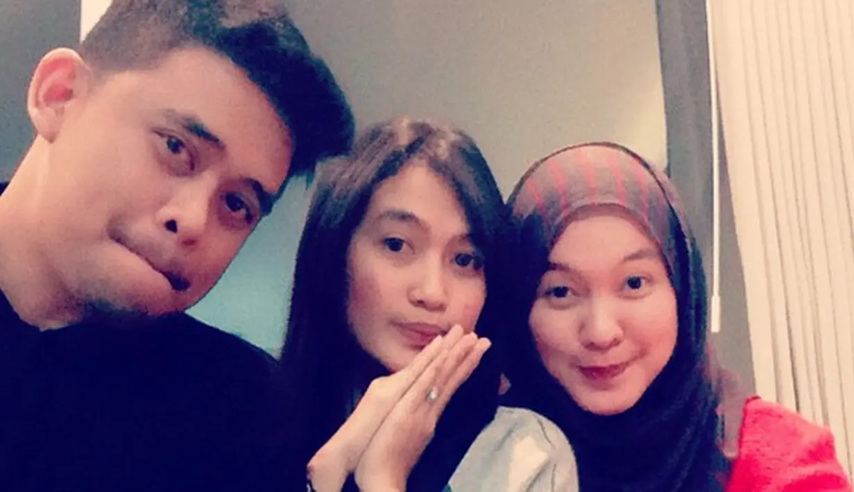 Bobby Nasution, pria berdarah Tapanuli Selatan ini telah resmi menjadi suami Kahiyang Ayu, yang tidak lain adalah putri semata wayang Presiden Joko Widodo dan Iriana Joko Widodo.  (Instagram/ingenst)