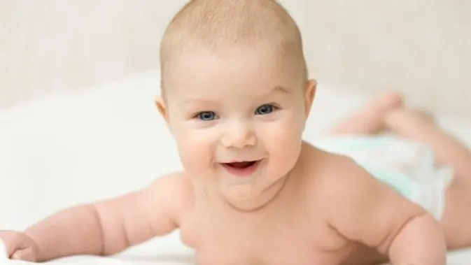 Sebelum Khawatir Ini Penjelasan Benjolan Di Kepala Bayi Menurut Dokter Parenting Fimela Com