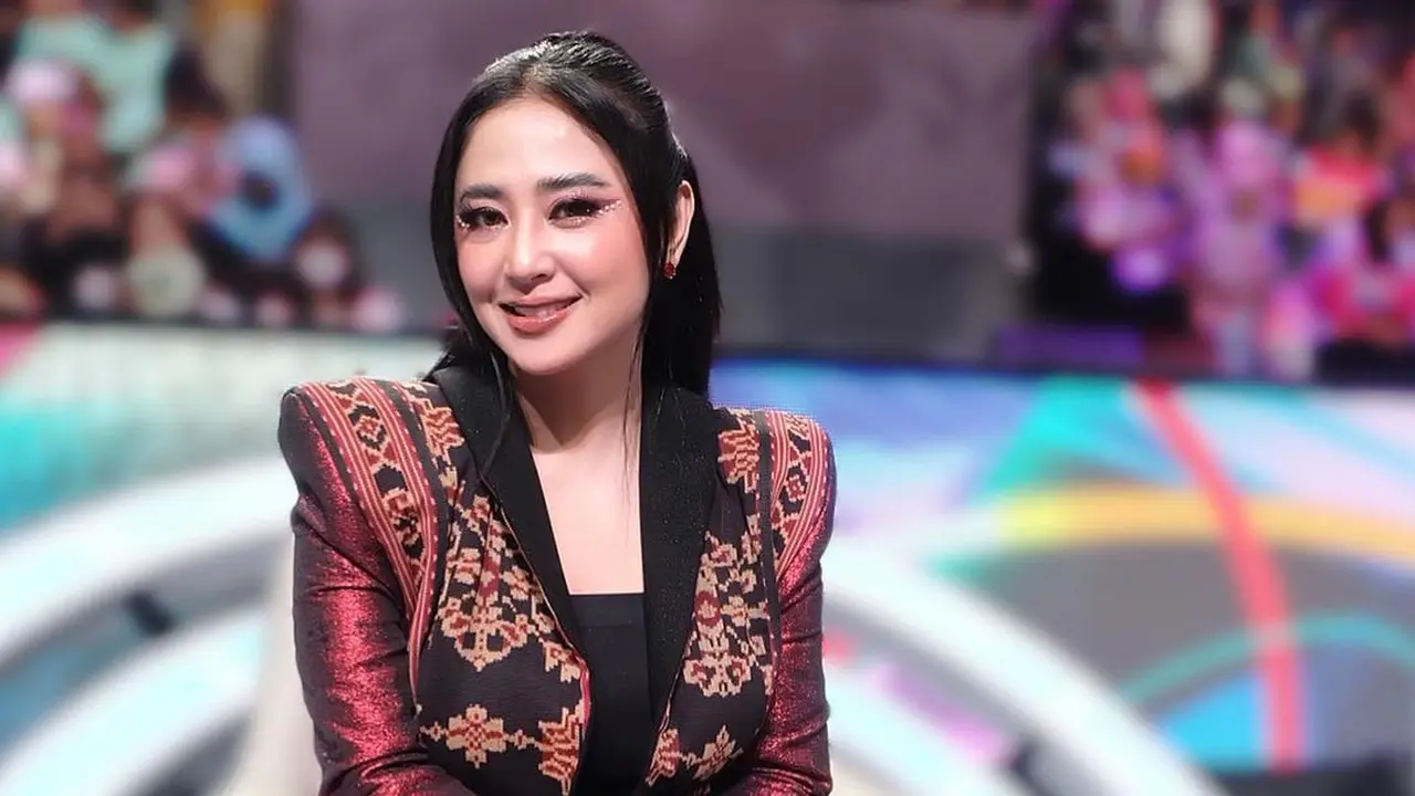 Dewi Perssik. (Foto: Dok. Instagram @dewiperssik9)